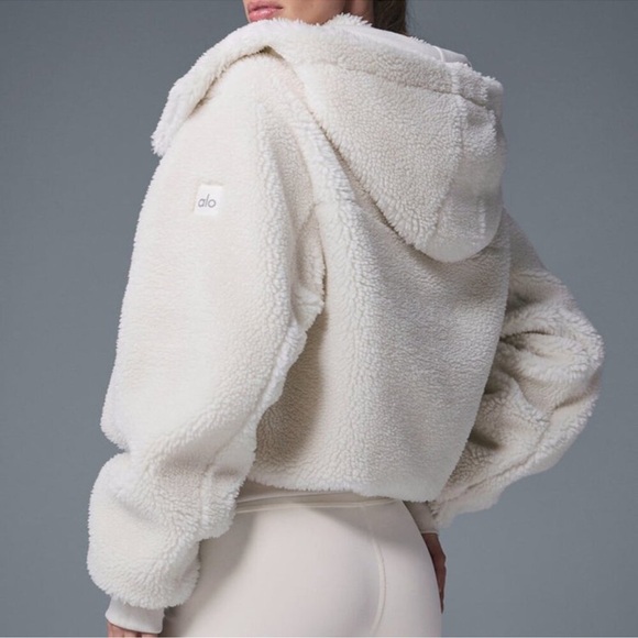 ALO Yoga Foxy Sherpa jacket coat ivory cream women’s size XS - Picture 2 of 13